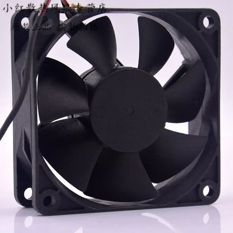 ADDA AD0712MB-A73GL 12V 0.15A  - Server Power Supply recensie en prijs